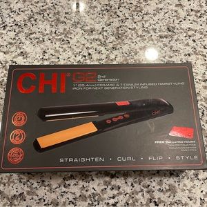 Brand new CHIG2 hairstyling iron